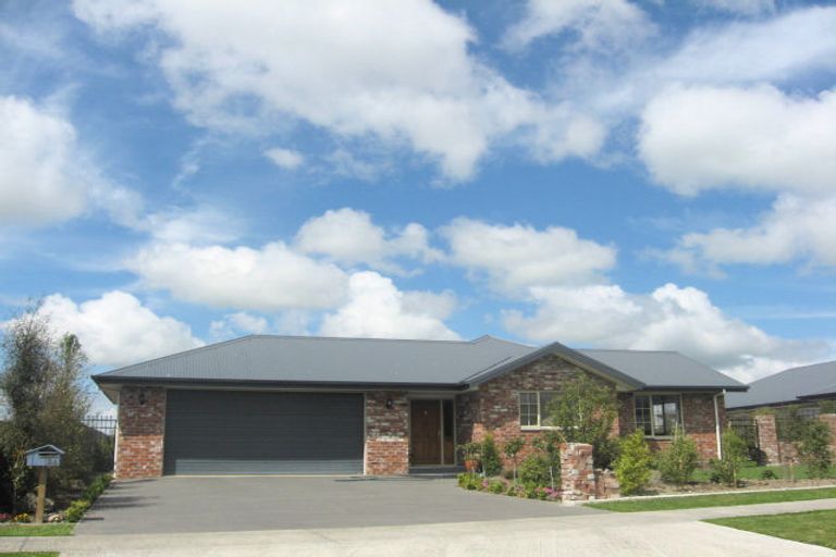 Photo of property in 24 Kowhai Street, Oxford, 7430