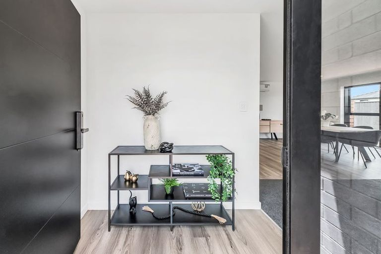 Photo of property in 5 Hawk Close, Rolleston, 7615