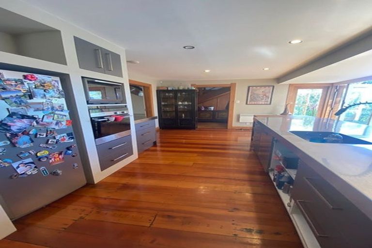 Photo of property in 327 The Terrace, Te Aro, Wellington, 6011