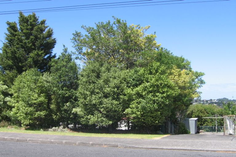 Photo of property in 2/118a Manuka Road, Bayview, Auckland, 0629