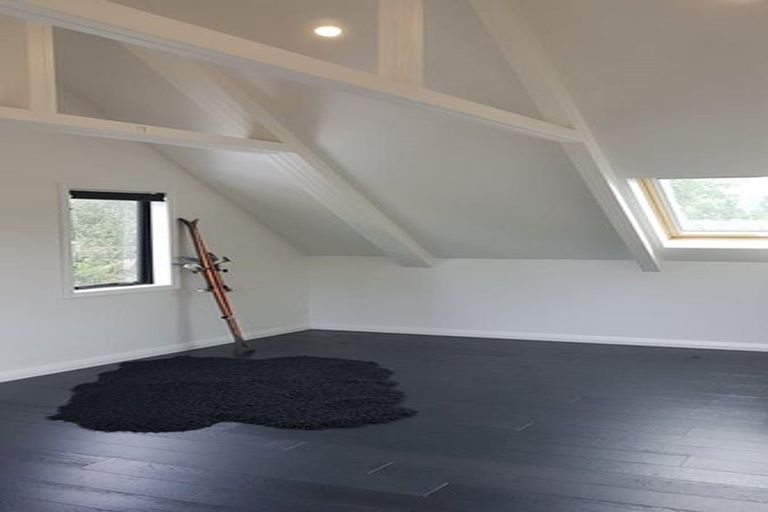 Photo of property in 92b Upper Harbour Drive, Greenhithe, Auckland, 0632