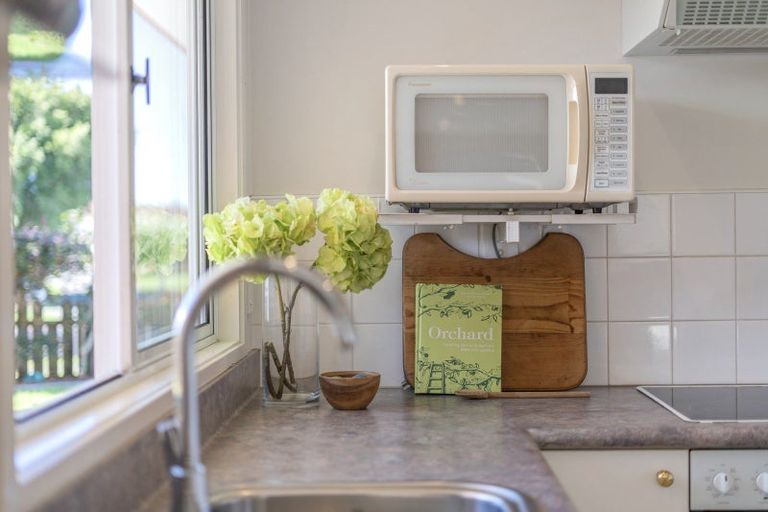 Photo of property in 33 Springbok Avenue, Whitianga, 3510