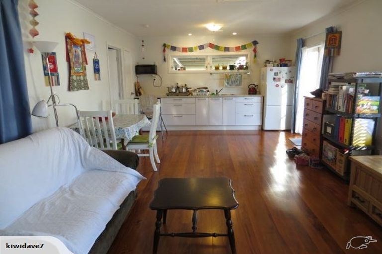 Photo of property in 5 Domain Lane, Mangere Bridge, Auckland, 2022