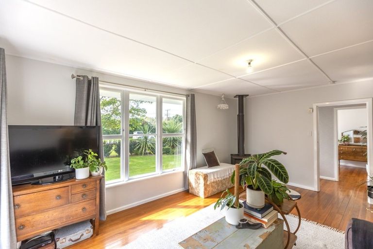Photo of property in 65 Owen Street, Tikokino, Waipawa, 4273