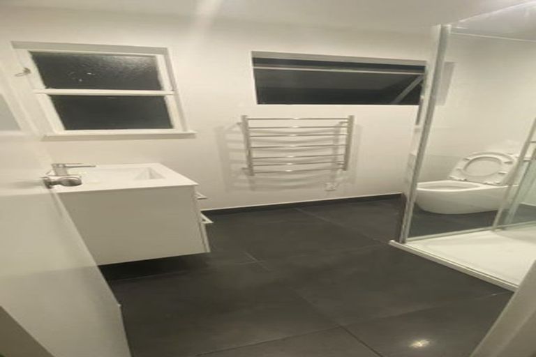 Photo of property in 220 Naenae Road, Naenae, Lower Hutt, 5011