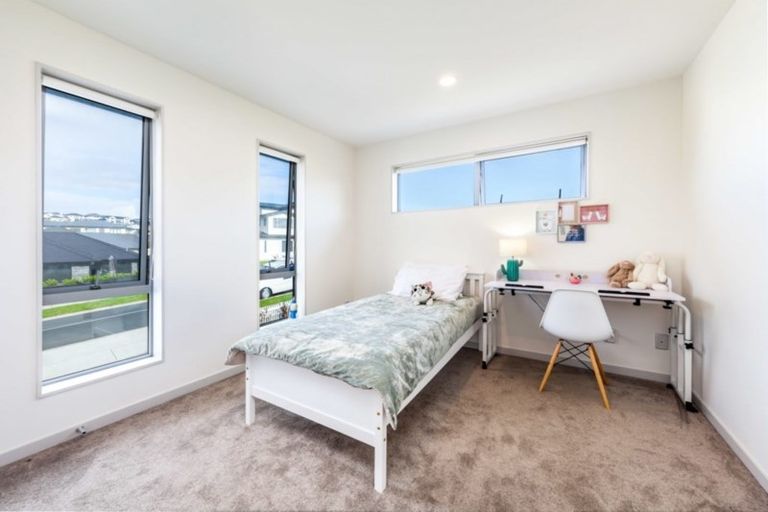 Photo of property in 3 Mataku Way, Silverdale, 0932