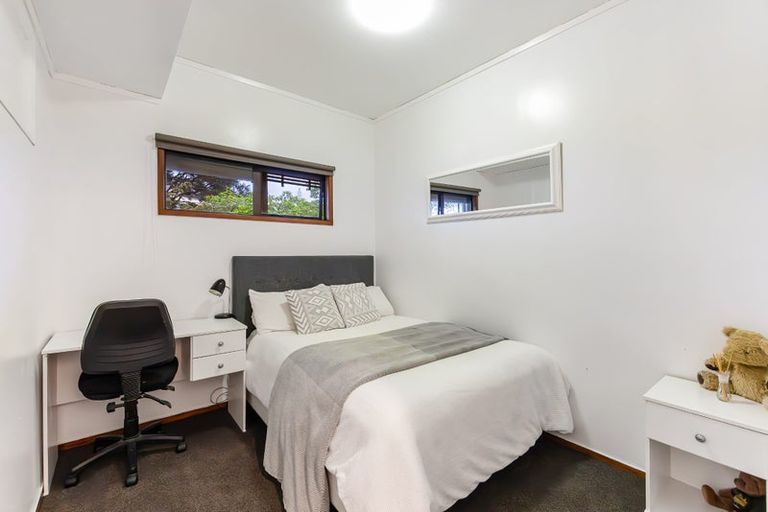 Photo of property in 33 Stredwick Drive, Torbay, Auckland, 0630