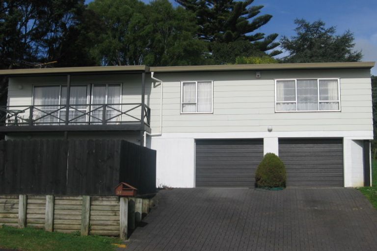 Photo of property in 38 Barberton Terrace, Red Hill, Papakura, 2110