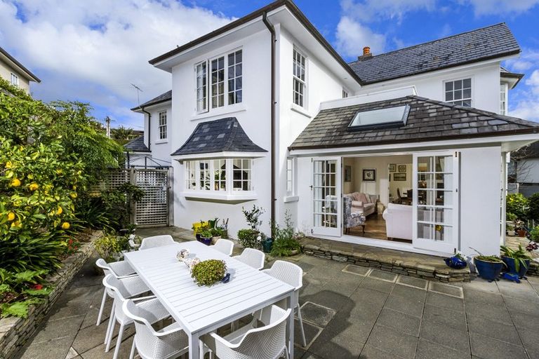 Photo of property in 23 Ewen Street, Hauraki, Auckland, 0622