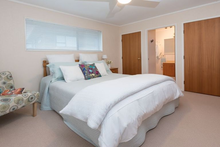 Photo of property in 2/6 Gardenia Grove, Half Moon Bay, Auckland, 2012