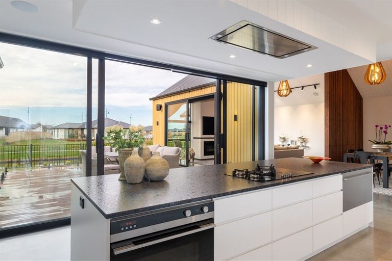 Photo of property in 83 The Esplanade, Pegasus, 7612