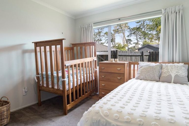 Photo of property in 30 Teal Place, Pyes Pa, Tauranga, 3112