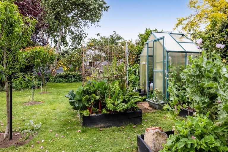 Photo of property in 6 Galt Street, Hawera, 4610