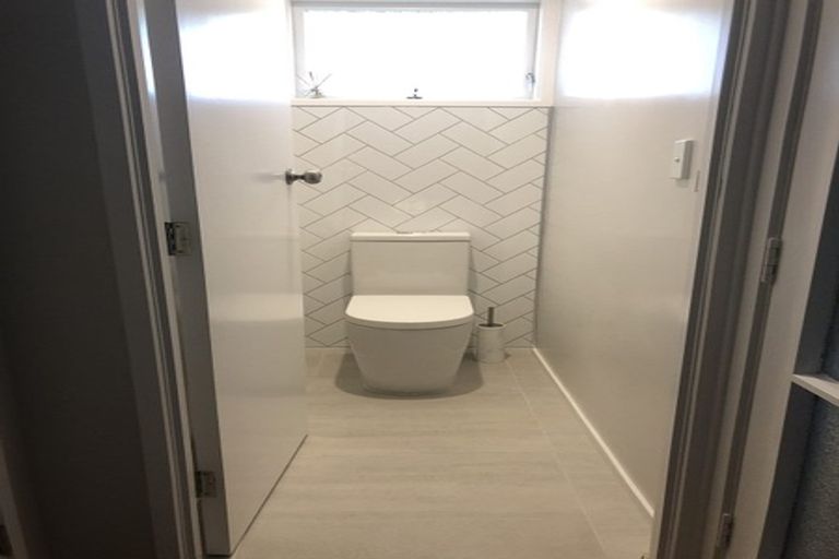 Photo of property in 1/23 Ellen Avenue, Hillcrest, Auckland, 0627