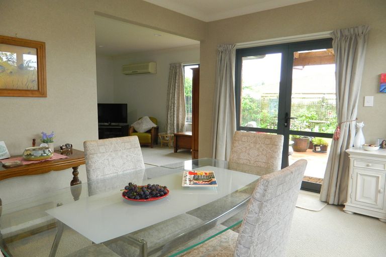 Photo of property in 15 Charlotte Kemp Drive, Kerikeri, 0230