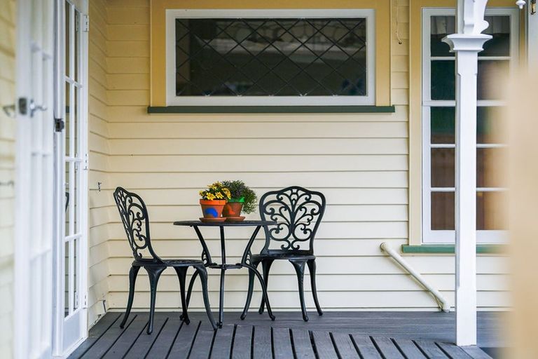 Photo of property in 10 Domain Road, Otaki, 5512