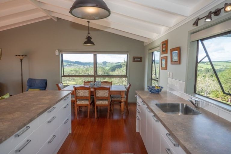 Photo of property in 72 Leccino Valley Road, Mangonui, 0494