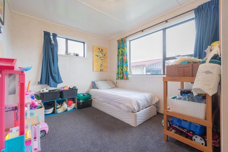 Photo of property in 17 Howden Street, Te Anau, 9600