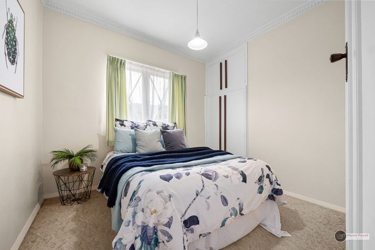 Photo of property in 3 Junction Street, Fairfield, Lower Hutt, 5011