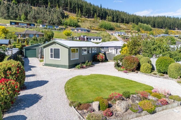 Photo of property in 72 Hazlett Street, Clyde, 9330