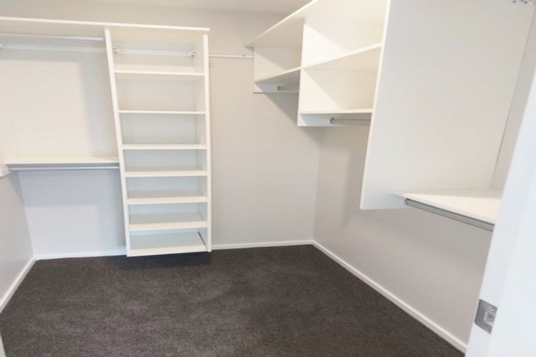 Photo of property in 4 Thornbury Lane, Timberlea, Upper Hutt, 5018