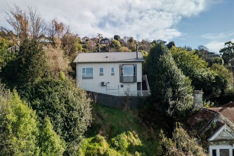 Photo of property in 13 Forfar Street, Clyde Hill, Dunedin, 9011