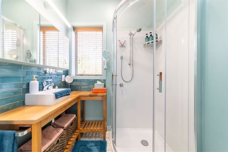 Photo of property in 68 Cumnor Terrace, Woolston, Christchurch, 8023