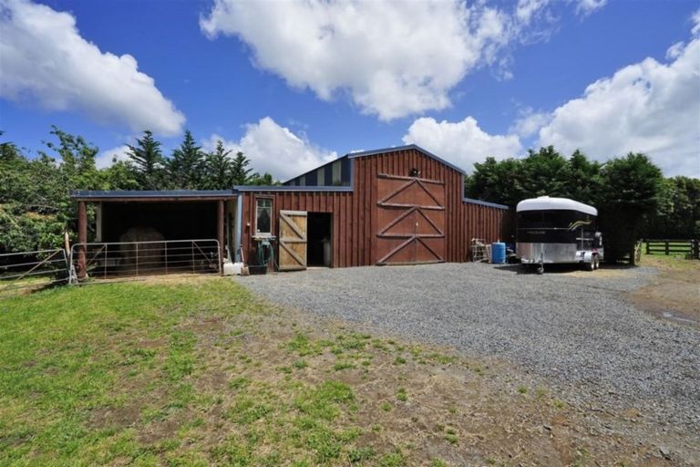 Photo of property in 10 Oakshott Road, Ngahinapouri, Te Awamutu, 3876