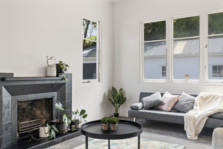 Photo of property in 33 Burns Street, Tawhero, Whanganui, 4501