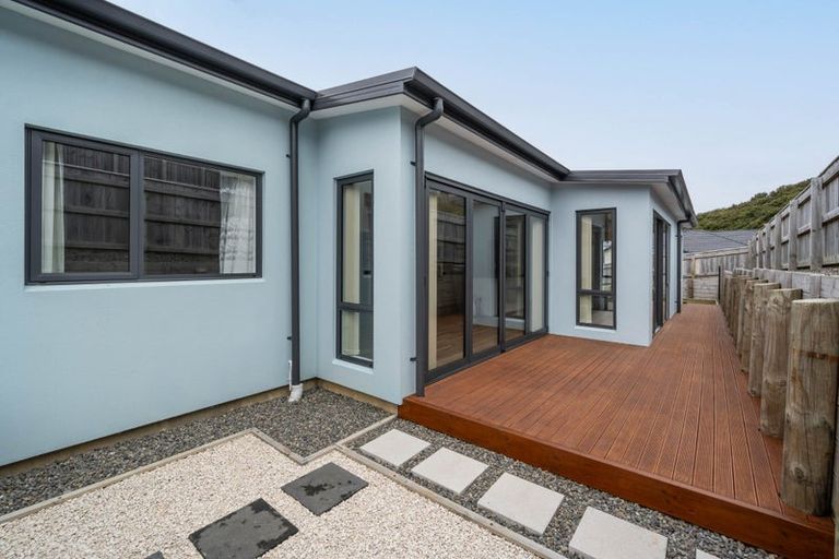 Photo of property in 11 Topsail Way, Whitby, Porirua, 5024