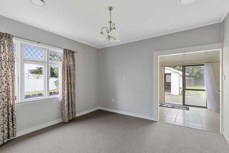Photo of property in 21 Miro Street, Miramar, Wellington, 6022