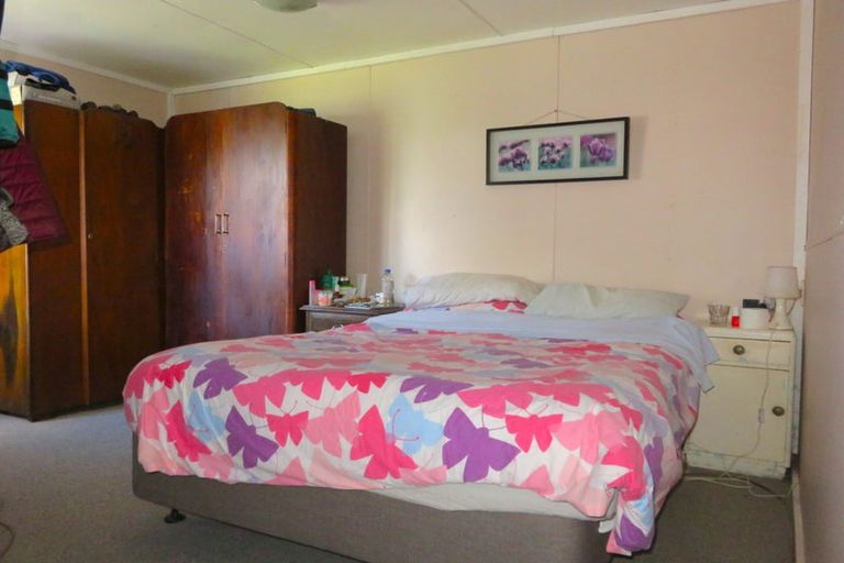 Photo of property in 18 Graham Street, Te Kopuru, 0391