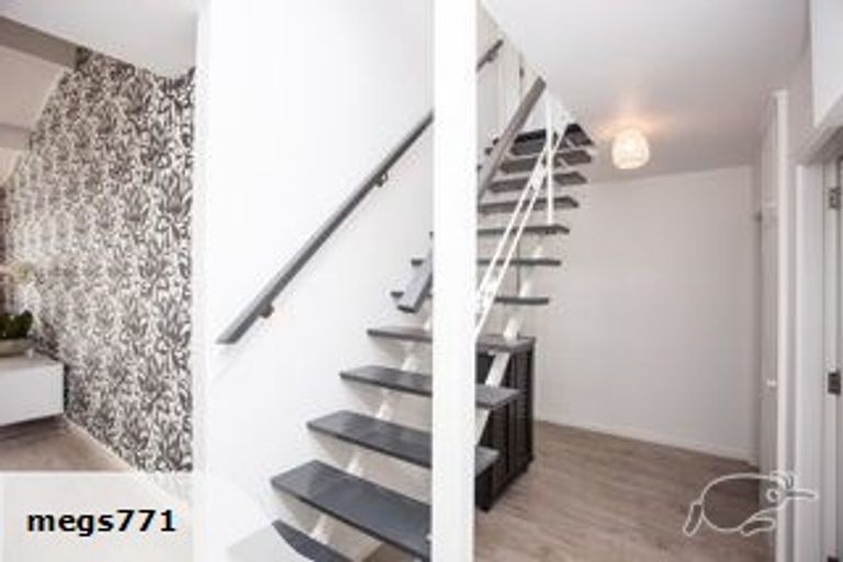 Photo of property in 2/32 Abberley Crescent, St Albans, Christchurch, 8014