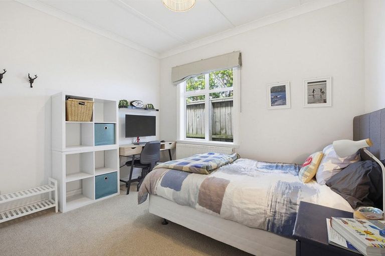 Photo of property in 185 Coutts Street, Rongotai, Wellington, 6022