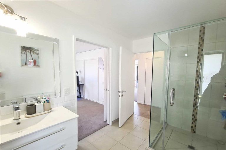 Photo of property in 48 Tutaipatu Avenue, Pegasus, 7612