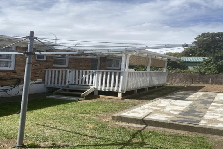 Photo of property in 2/69 Portage Road, Otahuhu, Auckland, 1062