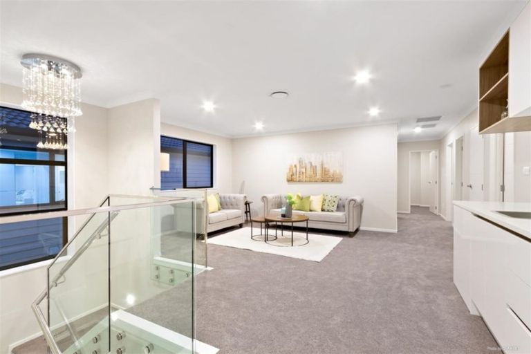Photo of property in 13 Golden Avenue, Flat Bush, Auckland, 2019