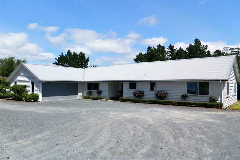 Photo of property in 9 Pickmere Lane, Kerikeri, 0230