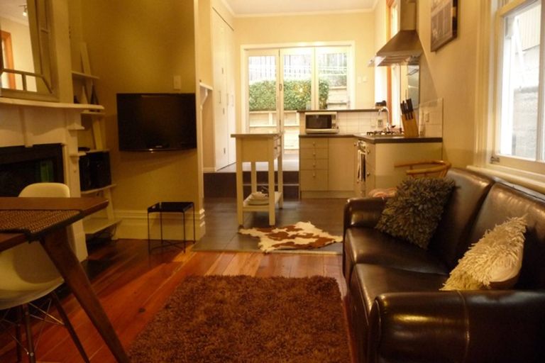 Photo of property in 26 Owen Street, Newtown, Wellington, 6021