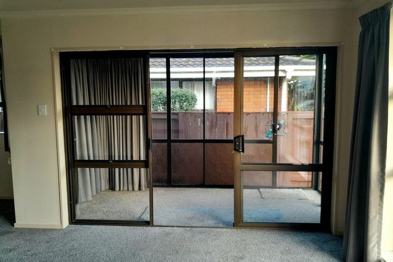 Photo of property in Blair Grove, 10/370 Tremaine Avenue, Takaro, Palmerston North, 4412