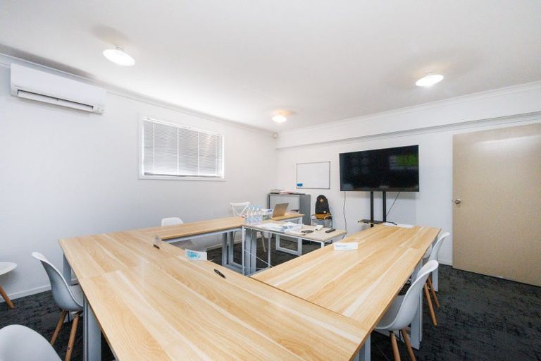 Photo of property in 8 Green Road, Matakana, Warkworth, 0985