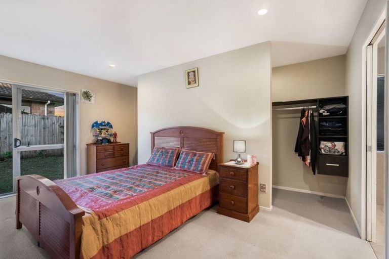 Photo of property in 25 Artillery Drive, Papakura, 2110