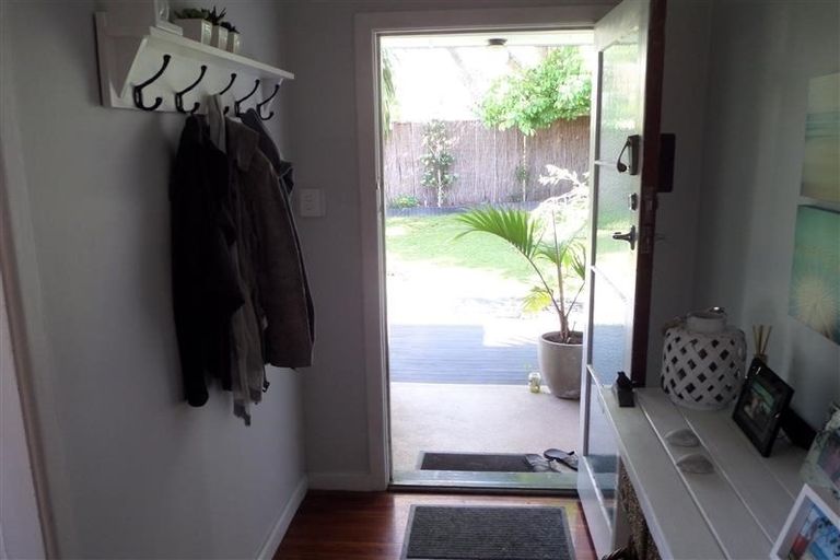 Photo of property in 97 Sutherland Road, Brookfield, Tauranga, 3110