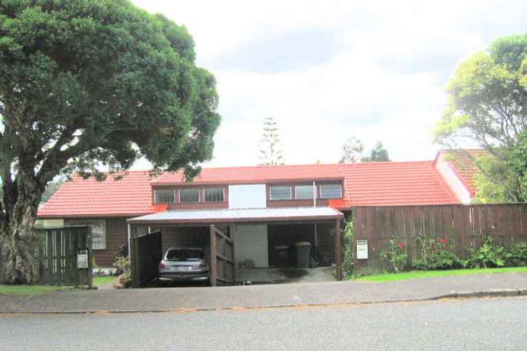 Photo of property in 5a Dolbear Street, Titirangi, Auckland, 0604