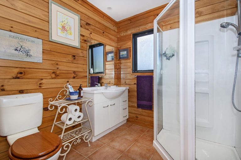 Photo of property in 120 Kara Road, Maungatapere, Whangarei, 0179