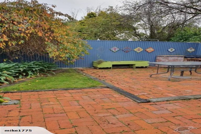 Photo of property in 22 Nikau Street, Takaro, Palmerston North, 4410