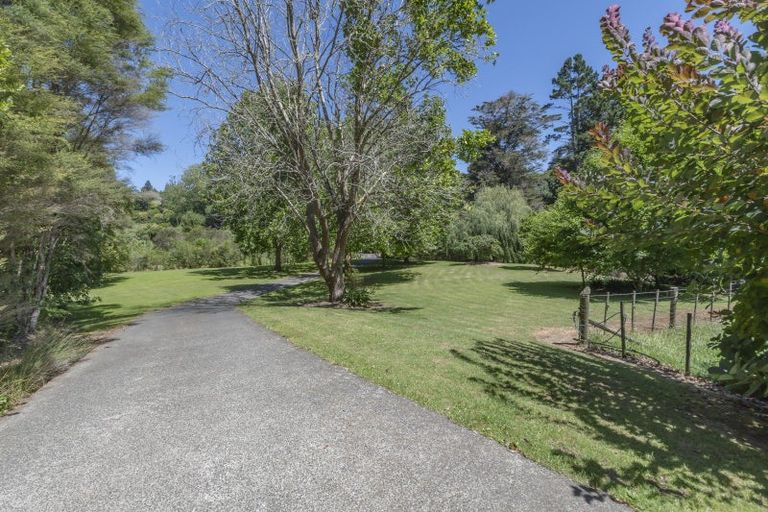 Photo of property in 300 Hunua Road, Hunua, Papakura, 2583