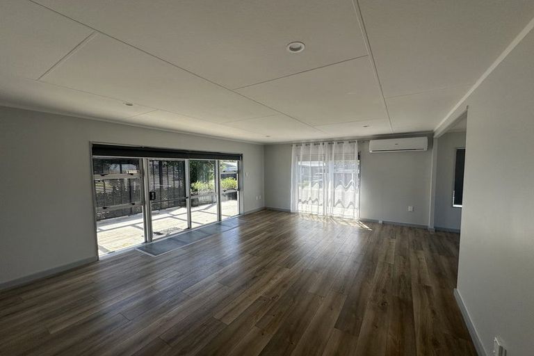 Photo of property in 18 Rahiri Street, Waitara, 4320