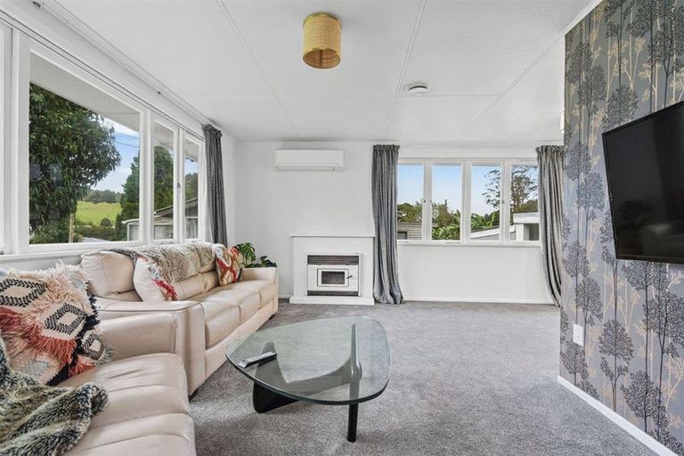 Photo of property in 9 Tuatara Drive, Te Kamo, Whangarei, 0112