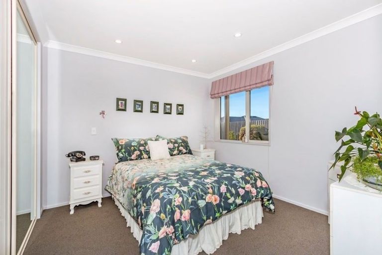 Photo of property in 5 Austen Place, Rolleston, 7614